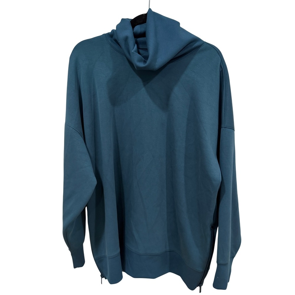All in Motion Airy Sleek Funnel Neck Pullover Slate Blue Large‎ VN1315930